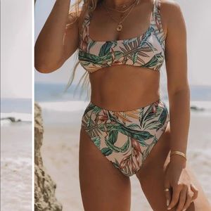 BIANCA SWIM Bottom- CALLA LILLY - doesn’t fit and can’t return! New with tags